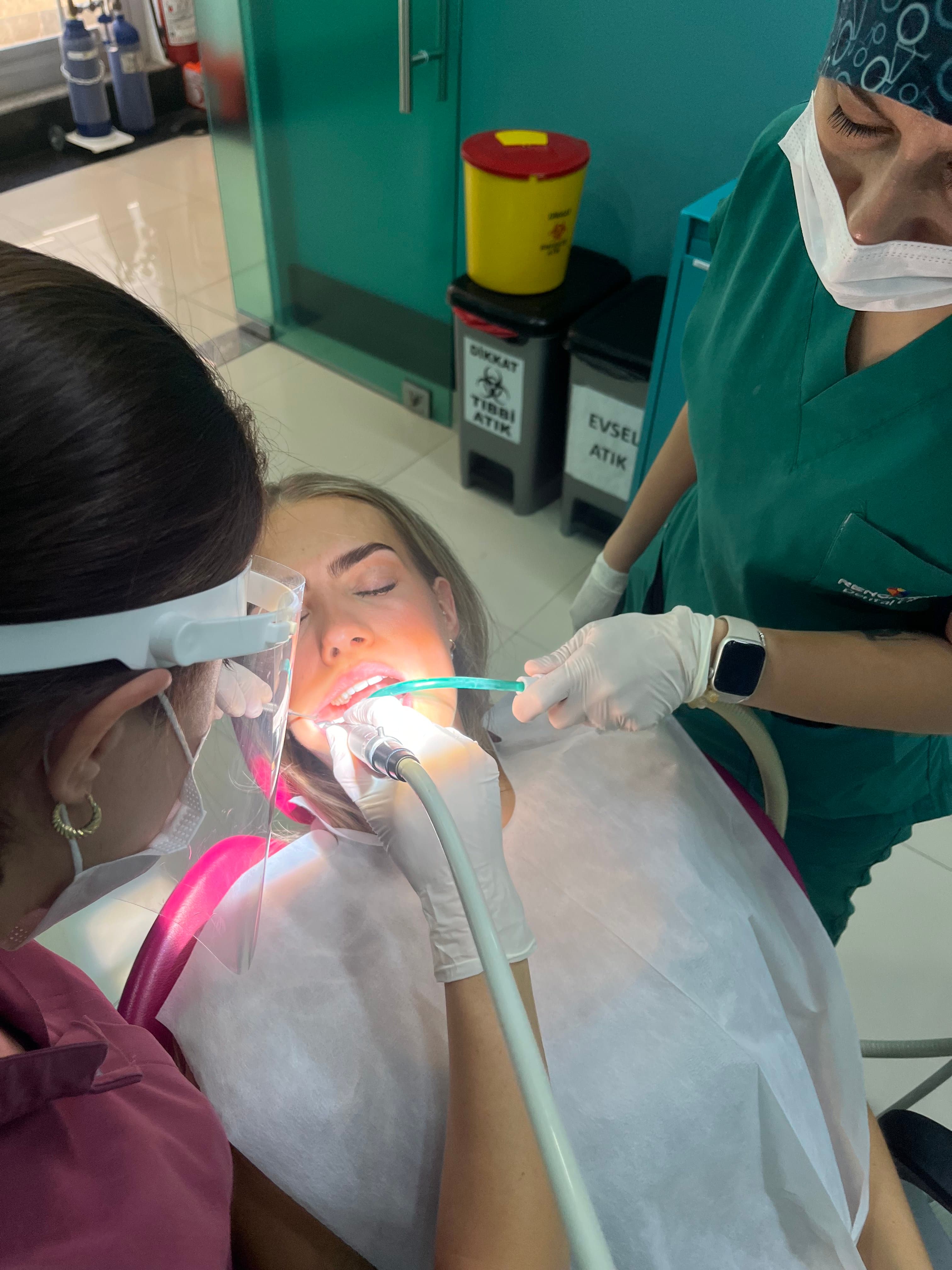 Dental clinic hero
