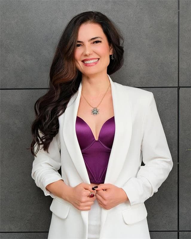 Dr. Pelin ÖZÜLKEN